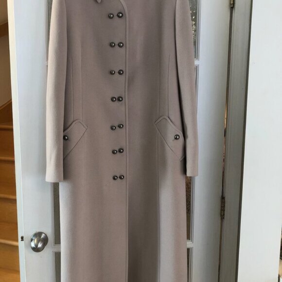 Kent Long Wool Coat (Europe) - Picture 3 of 12